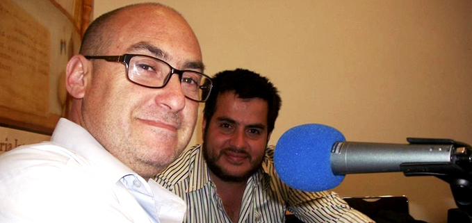 MSc. Patricio Rosa (izq.) y Augusto rodriguez en entrevista Radio UNAM
