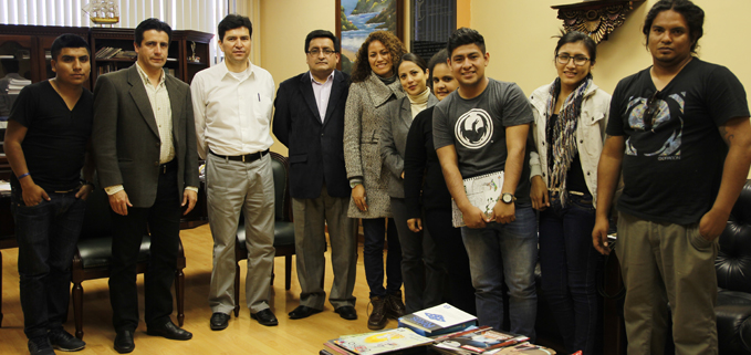 Encuentro de los estudiantes de la Universidad Señor de Sipán Chiclayo-Perú con el Vicerrector de la UPS-Cuenca, César Vásquez Vásquez.