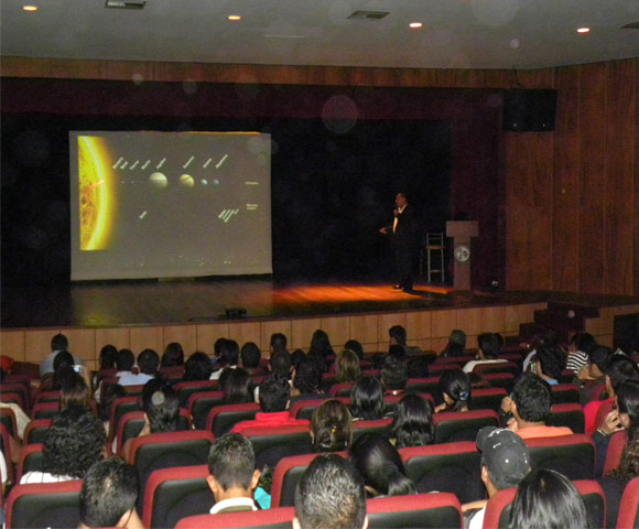 GUAYAQUIL: Gran acogida tuvo la Conferencia 