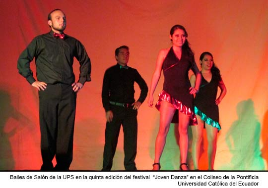 QUITO: Grupos de la UPS compartieron una noche de danza universitaria