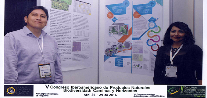 Paco Noriega, y Tatiana Mosquera en el Congreso Iberoamericano de Productos Naturales realizado en Bogotá, Colombia.