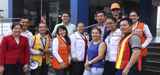 Equipos de brigadistas de emergencia en la sede Guayaquil