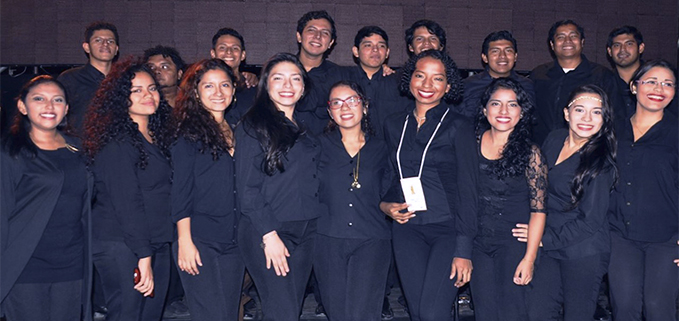 Coro de la Universidad Politécnica Salesiana sede Guayaquil