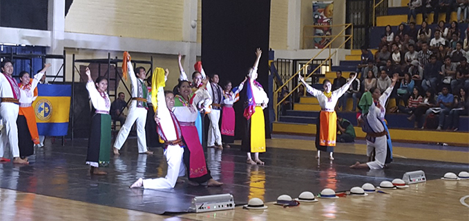 Presentación de la agrupación de Danza Folclorica Sede Quito
