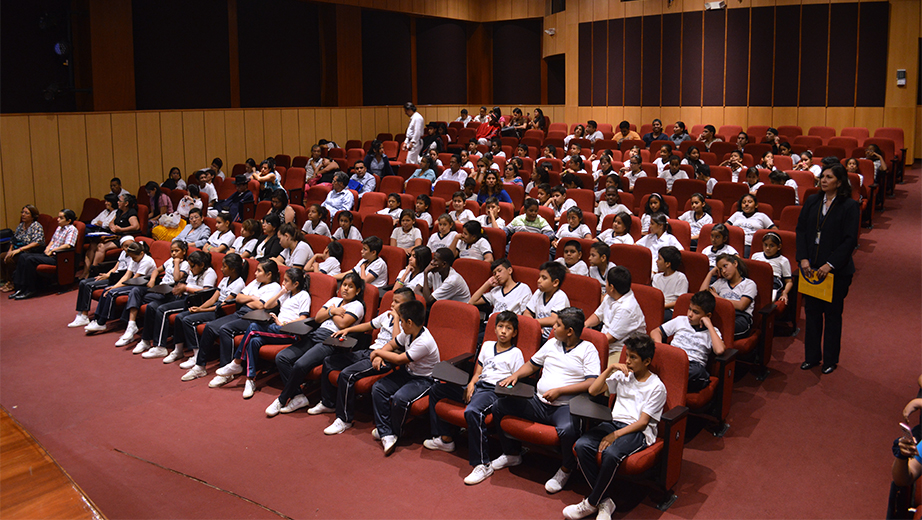 Estudiantes de diversas instituciones participaron del evento