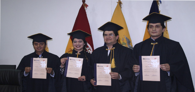 Docentes de la UPS-Cuenca, que también participaron en el curso
