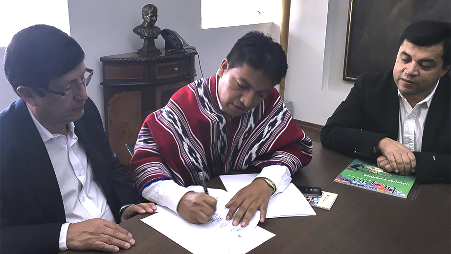 Firma del convenio de cooperación interinstitucional en la Sede Quito