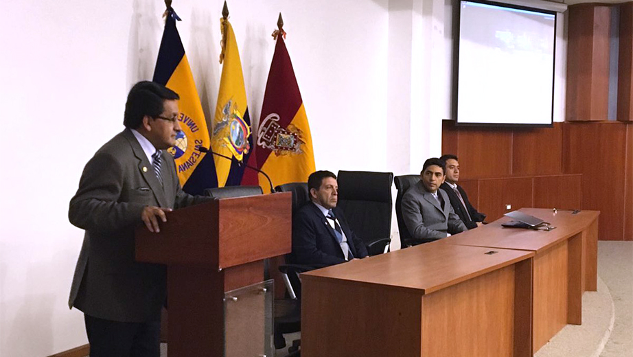 Intervención del Vicerrector de la UPS sede Cuenca, Cesar Vásquez Vásquez
