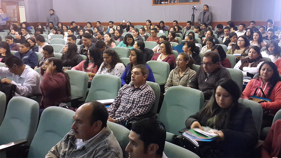 Público presente en la inauguración del Seminario: 