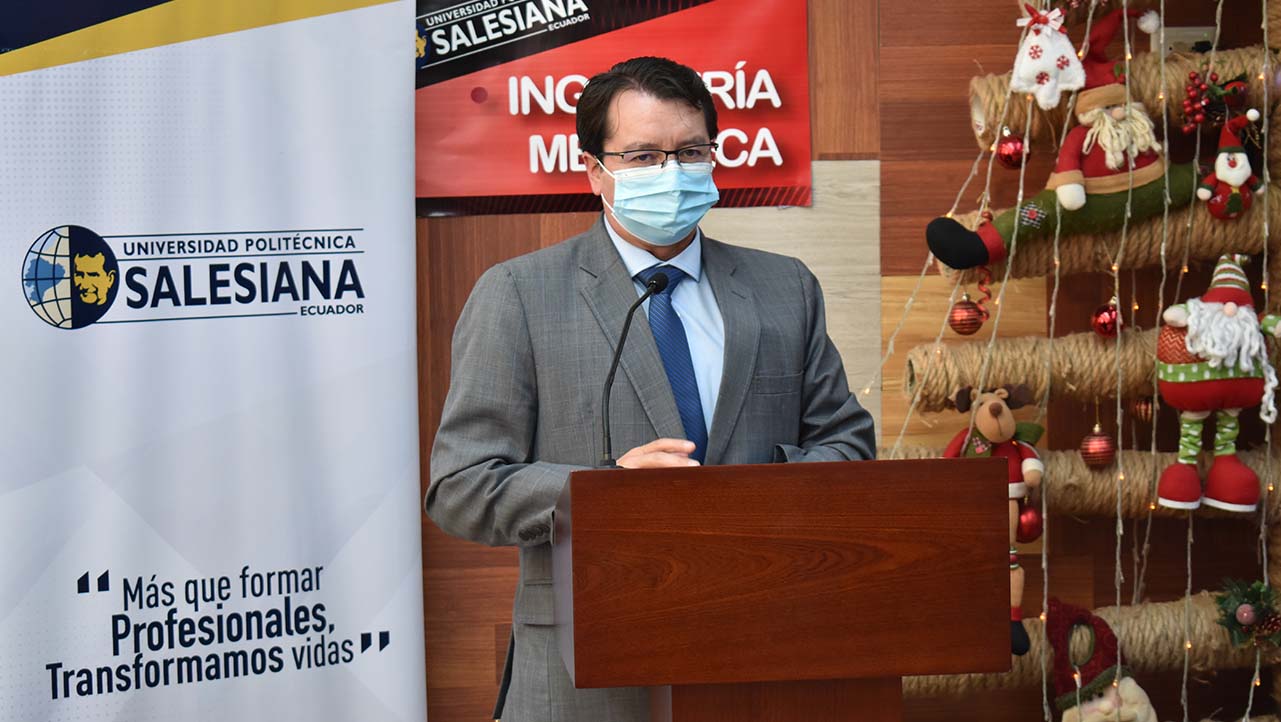 P. Juan Cárdenas, Rector de la UPS durante discurso dirigido a la familia HOPE