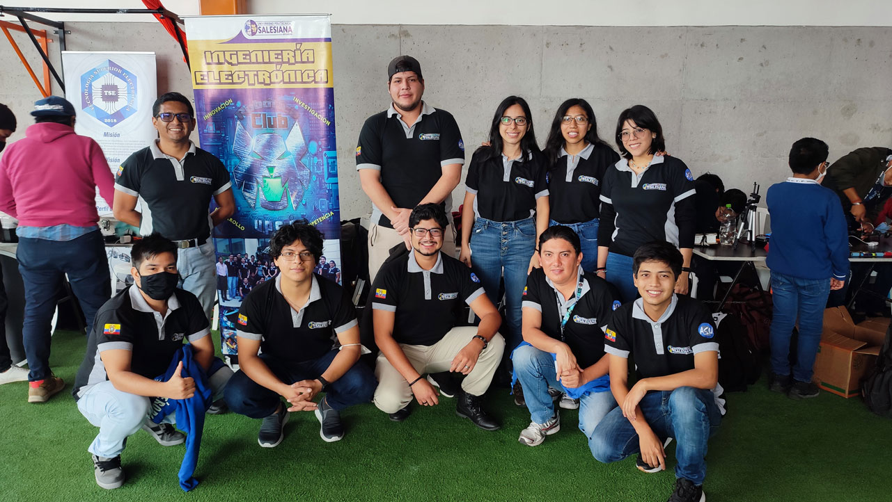 Club de Robótica de la sede Guayaquil obtiene el primer lugar del ILABot 2022