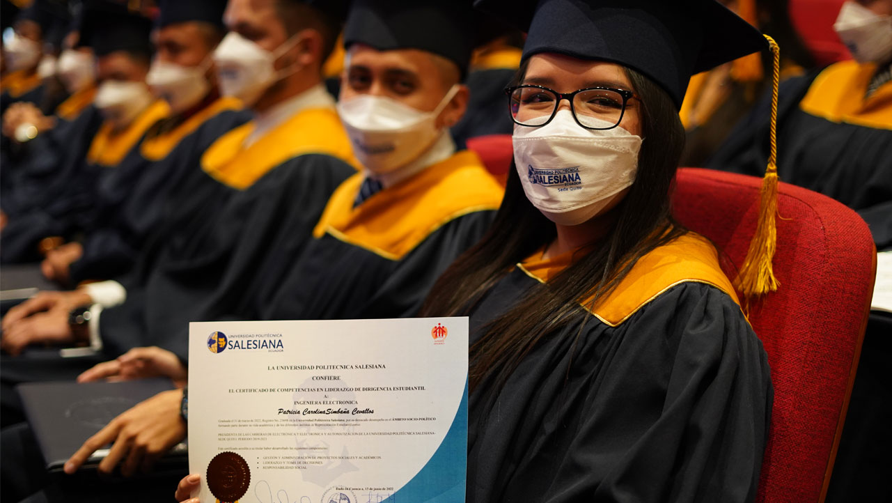 Durante las ceremonias se entregaron certificados de competencias de Asociacionismo Salesiano Universitario ASU.