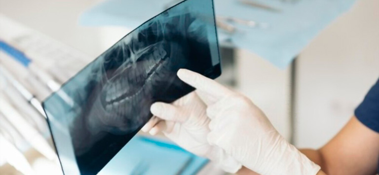 Banner de la carrera de Odontología