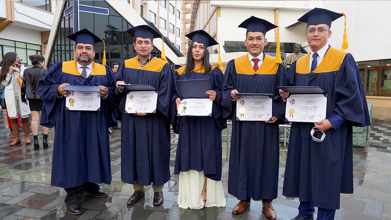 Graduados de la maestría en Electrónica y Automatización