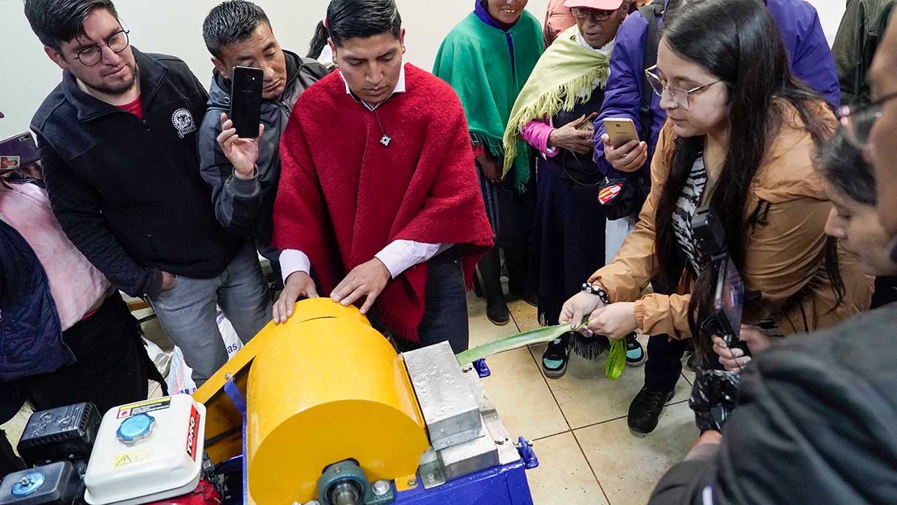 Revisión y prueba de la máquina desfibriladora