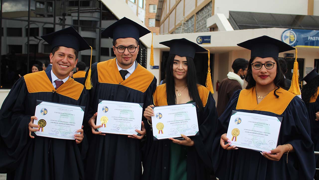 Profesionales incorporados en la UPS sede Quito