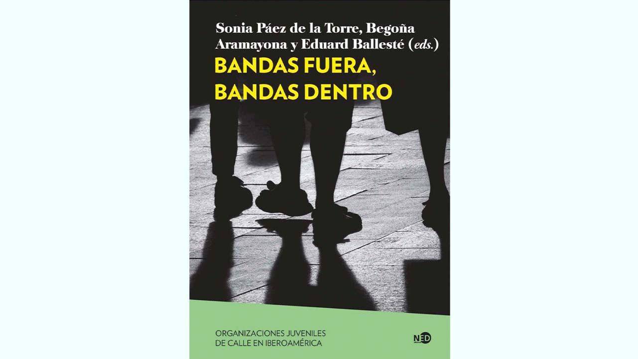 Profesor René Unda asiste a la presentación internacional de libro sobre grupos juveniles en Barcelona