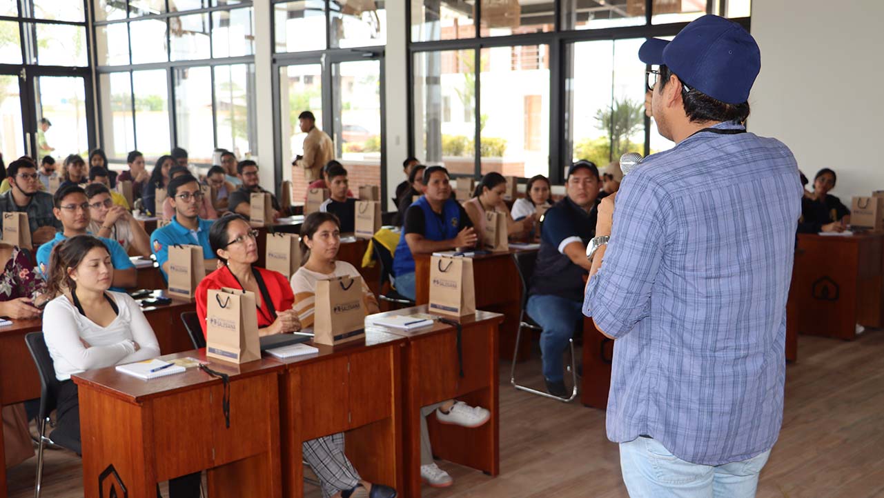 Charlas desarrolladas por los animadores de los grupos ASU de la sede Guayaquil