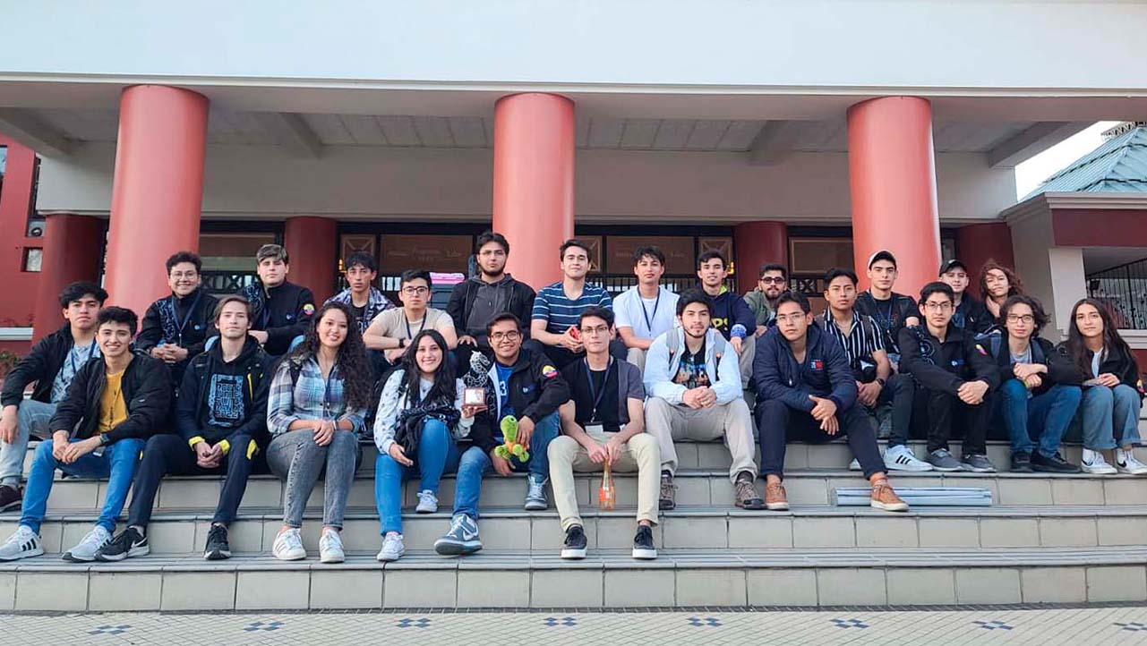 Delegación del Club ASU de Robótica de la UPS sede Cuenca 
