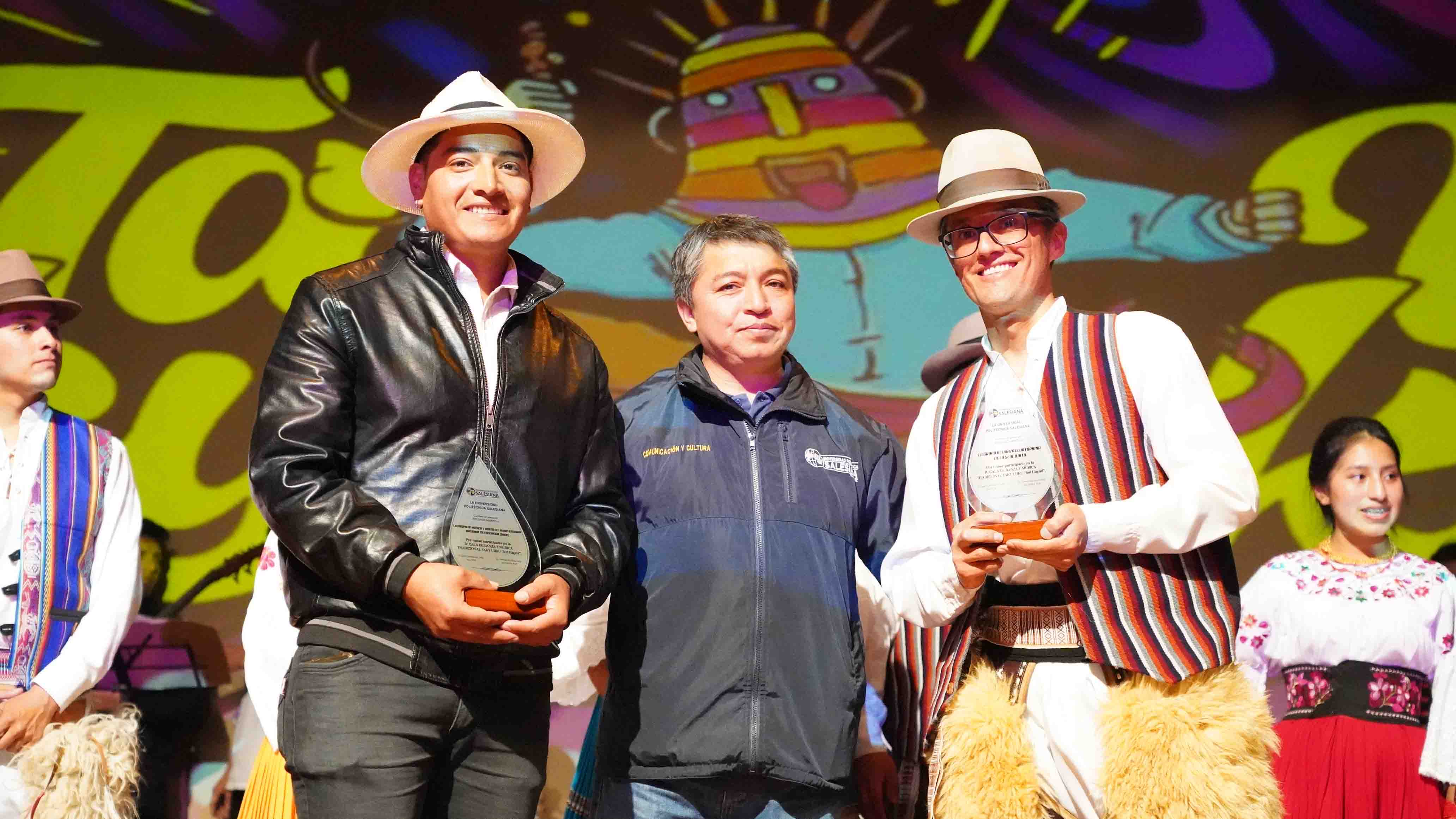 Entrega de Reconocmientos a Directores de Agrupaciones de Danza y Música