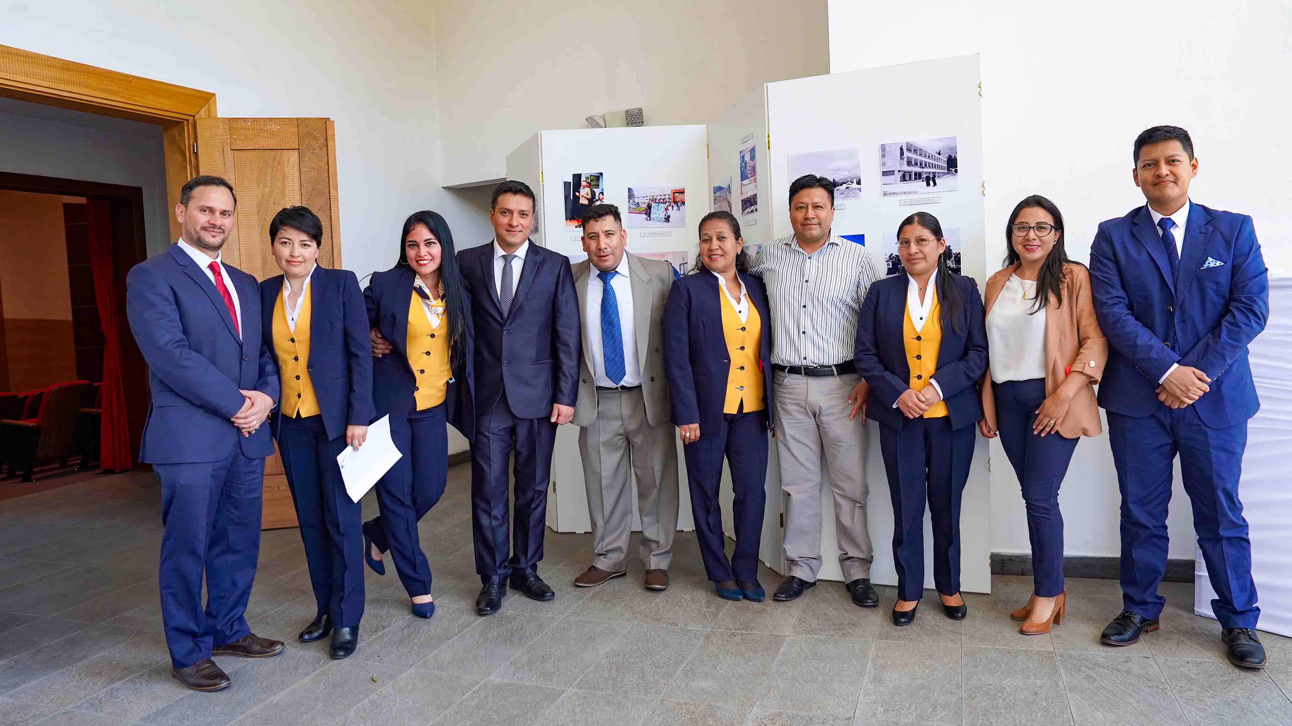 Equipo del área de Gestión Documental de la UPS sedes Quito, Guayaquil y Cuenca