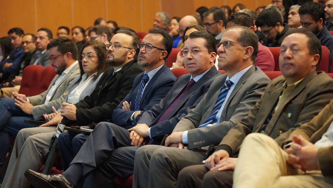 Docentes y autoridades durante las Jornadas de Capacitación Docentes