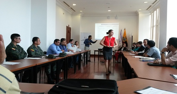 Maria José de Luca, Coordinadora Zonal 5 y 8 de la SENESCYT