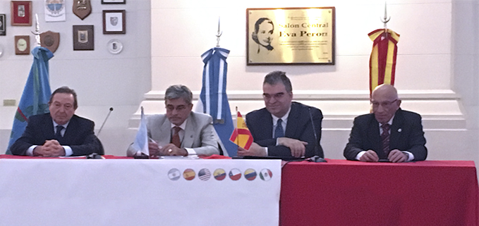 Mesa directiva del Simposio Internacional 