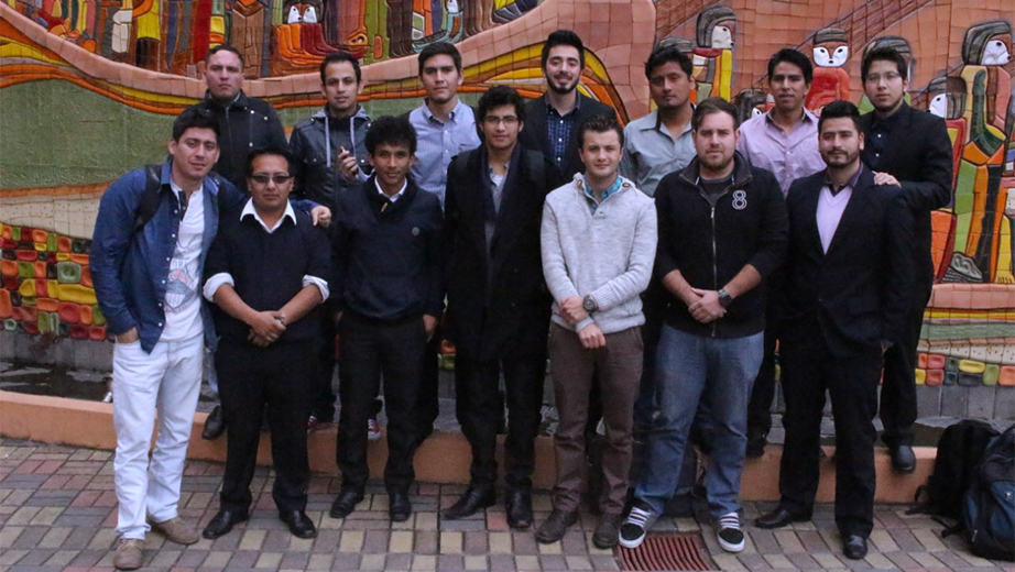 Grupo del Institute of Electrical and Electronics Engineers sede Cuenca