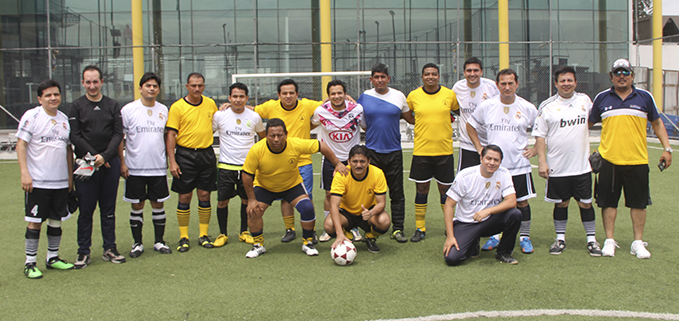 Equipos del Colegio Domingo Comín e Ingeniería en Sistemas de la UPS disputaron la final de fútbol.
