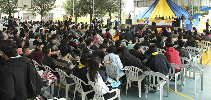 Bienvenida a los estudiantes en el Campus Sur