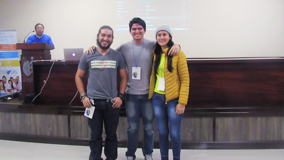 Estudiantes ganadores del primer lugar – Proyecto Power GPS