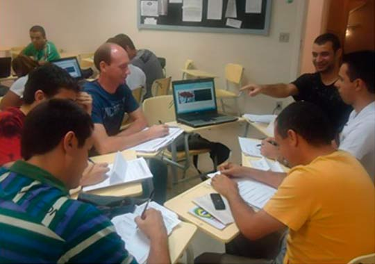 CUENCA - GUAYAQUIL: Docentes del Área de Administración y Economía de la UPS dictan clases en Centro Universitario Salesiano de Sao Paulo, Brasil