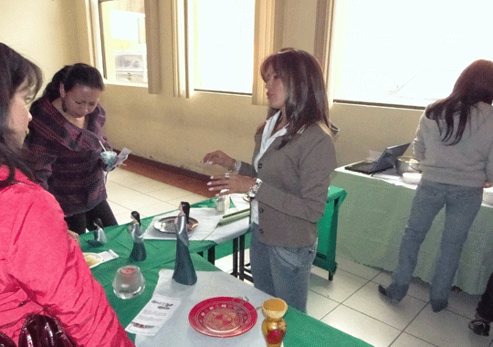 CUENCA: La Carrera de Administración de Empresas realiza Casa Abierta