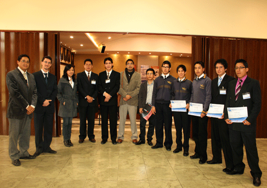 CUENCA: Estudiantes de la UPS ganan premio en concurso Innovatecuador 2012