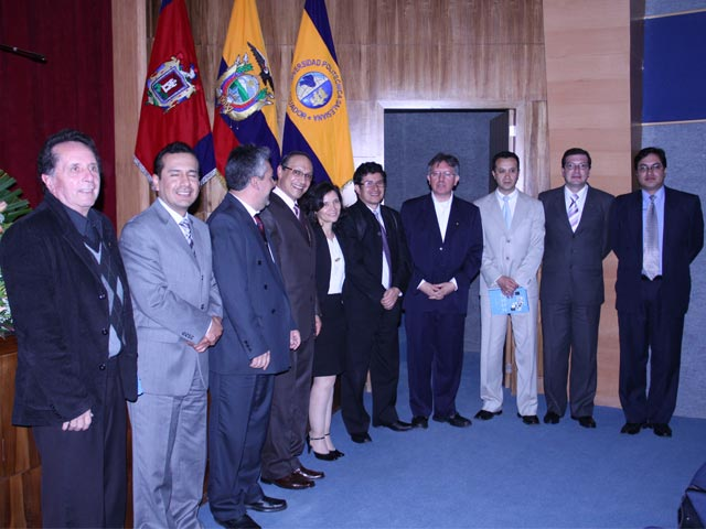 QUITO:Máster Viviana Montalvo Gutiérrez se posesionó como Vicerrectora de la Sede Quito