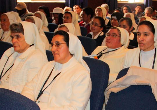 QUITO: Inició el Foro Mujer religiosa y pueblos indígenas del Ecuador