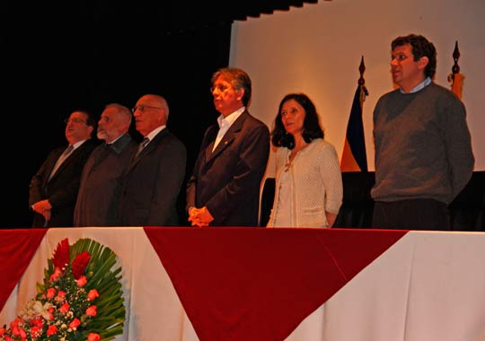 QUITO: Se realizó en la Sede Quito el lanzamiento oficial del libro