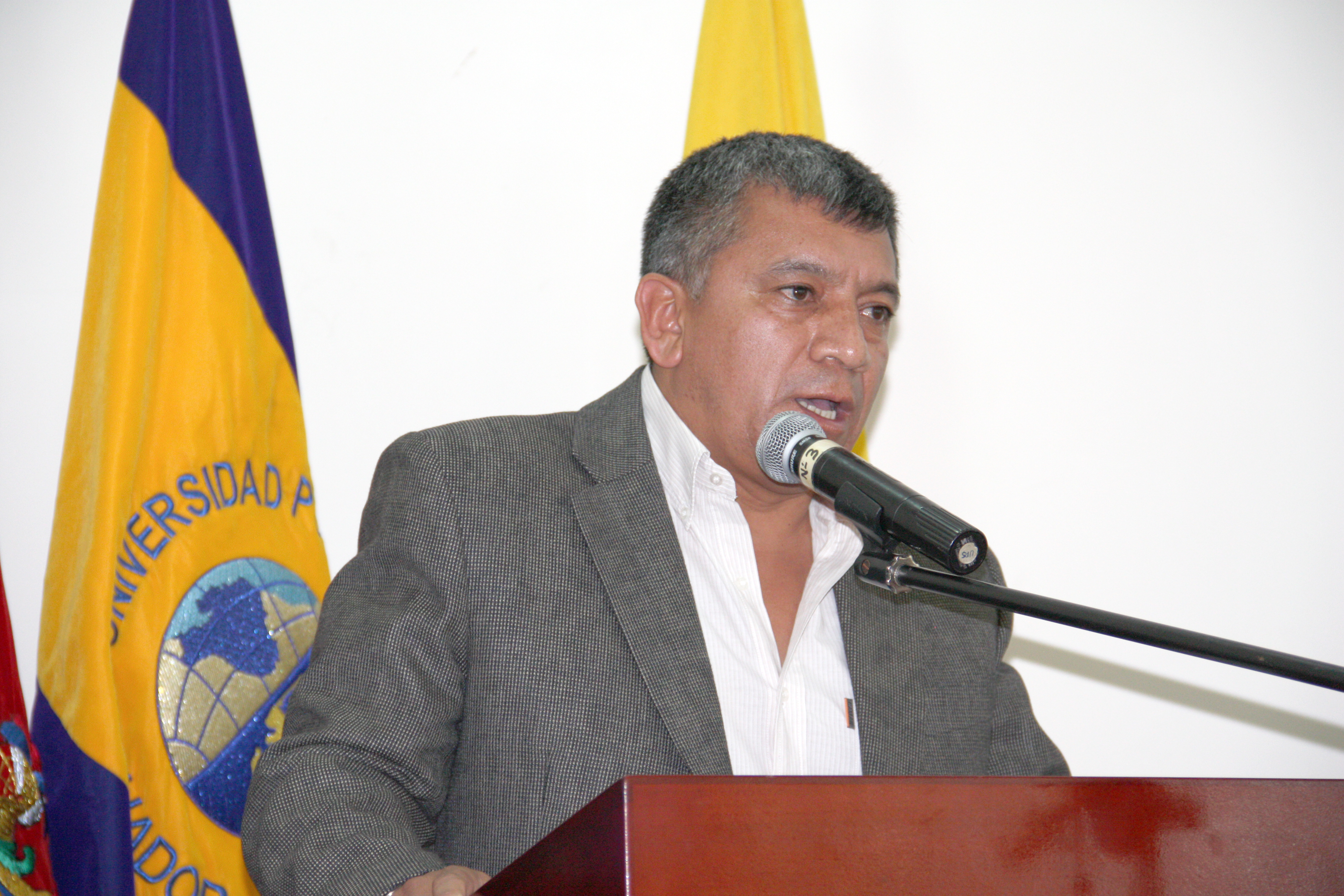 QUITO: Se inauguró curso de capacitación para comerciantes minoristas