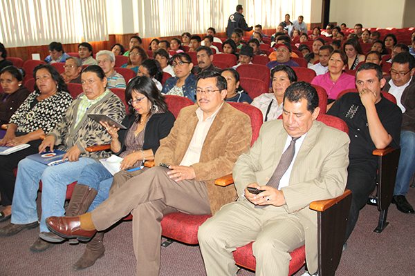 QUITO: Se inauguró curso de capacitación para comerciantes minoristas