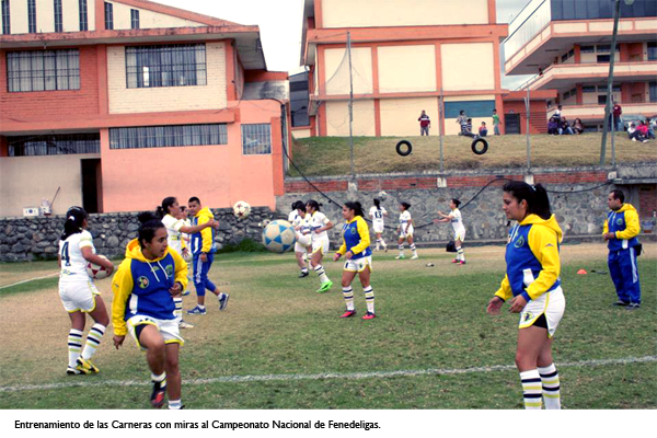 CUENCA: Equipo de fútbol femenino 