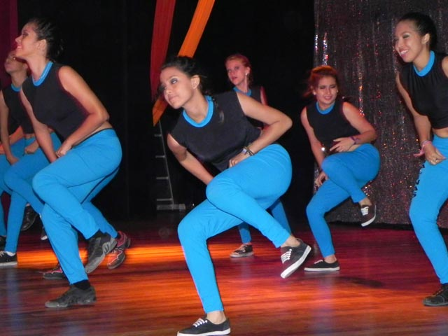 GUAYAQUIL: Se realizó II Festival de Danza Moderna