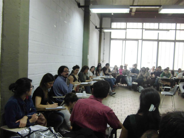 QUITO: Docente en programa de Doctorado presenta ponencias en Chile y Argentina
