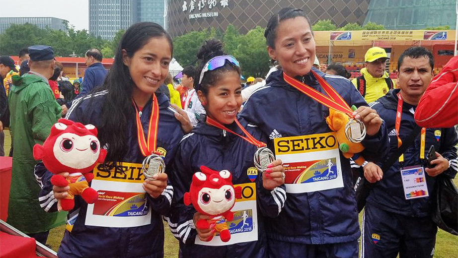 (de izq.) Magaly Bonilla, Paola Pérez, Johanna Ordoñez