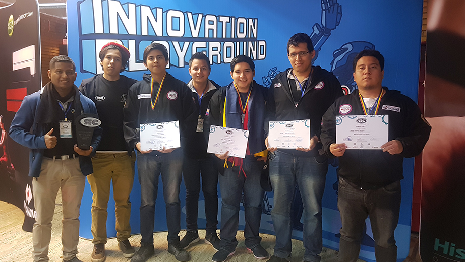 Club de Robótica de la Sede Guayaquil obtuvieron el segundo lugar en varias categorías