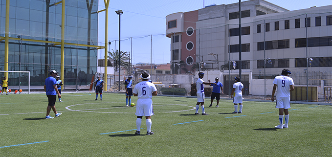 Equipos participantes en la Copa Solidaridad UPS-FACIMAB 2016.