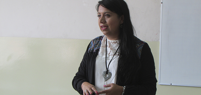 Profesora Tania Chicaiza, directora de la carrera de Gerencia y Liderazgo.