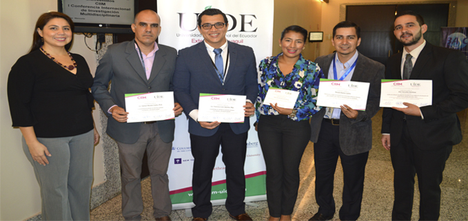(izq.) MSc. María Maldonado, PhD. Samuel Morales, MSc. Francisco León, Lcda. Ninibeth Bustamante, Lcdo. Ronald Álvarez y MSc. Elier González.