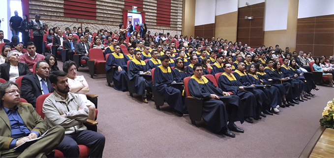 Ceremonia de incorporación en el Aula Magna del Campus Sur