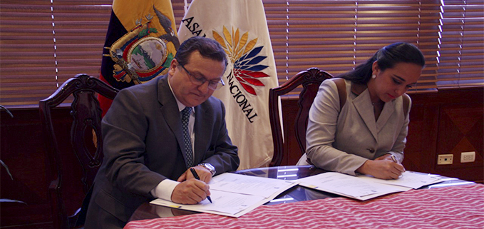 Vicerrector de la UPS - Sede Quito, José Juncosa y Gabriela Rivadeneira, Presidenta